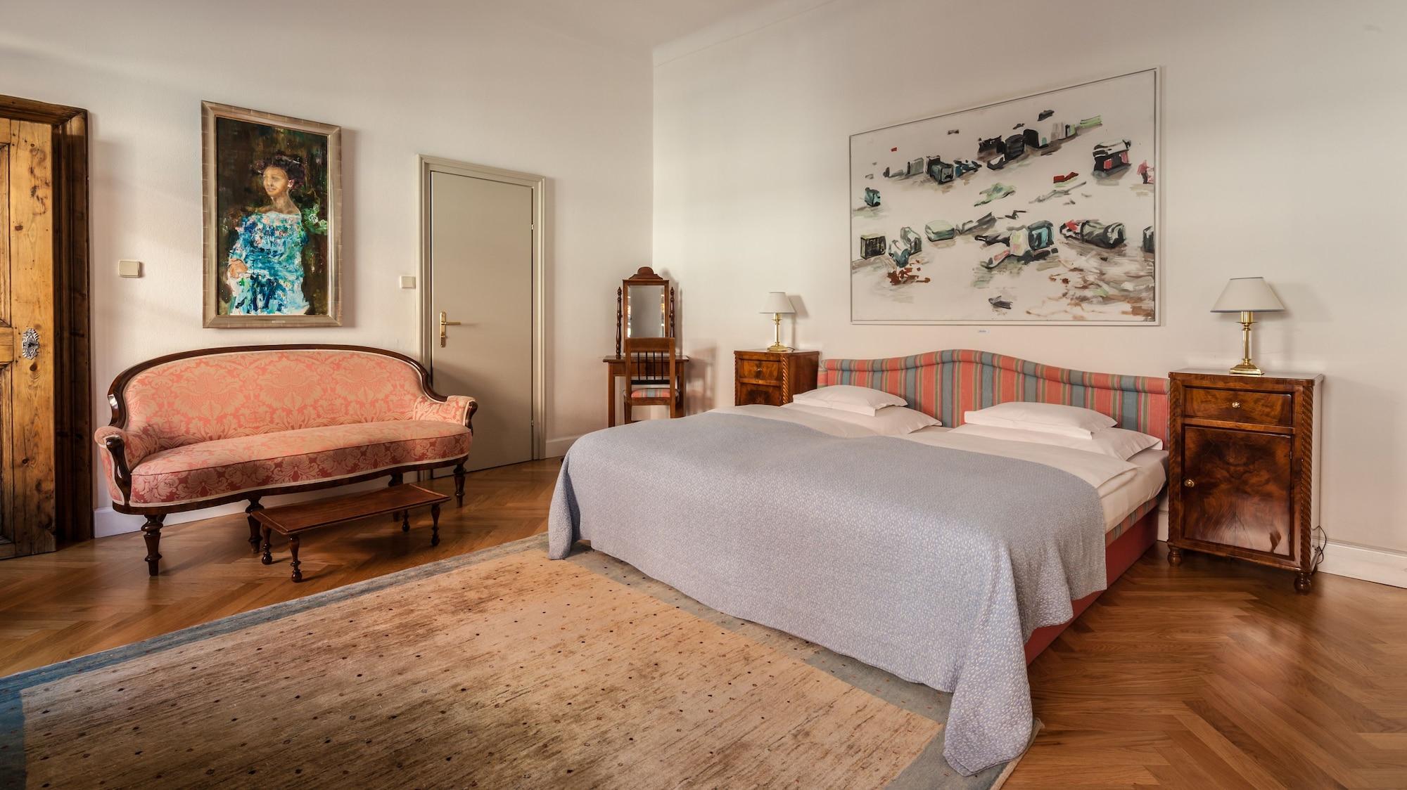 Schlossberghotel غراتس المظهر الخارجي الصورة The bedroom