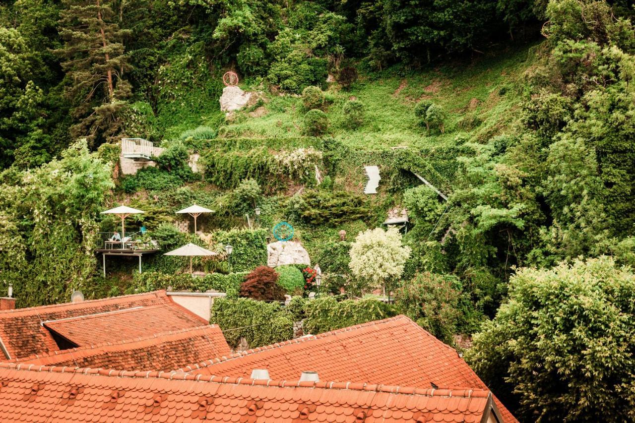 Schlossberghotel غراتس المظهر الخارجي الصورة The garden