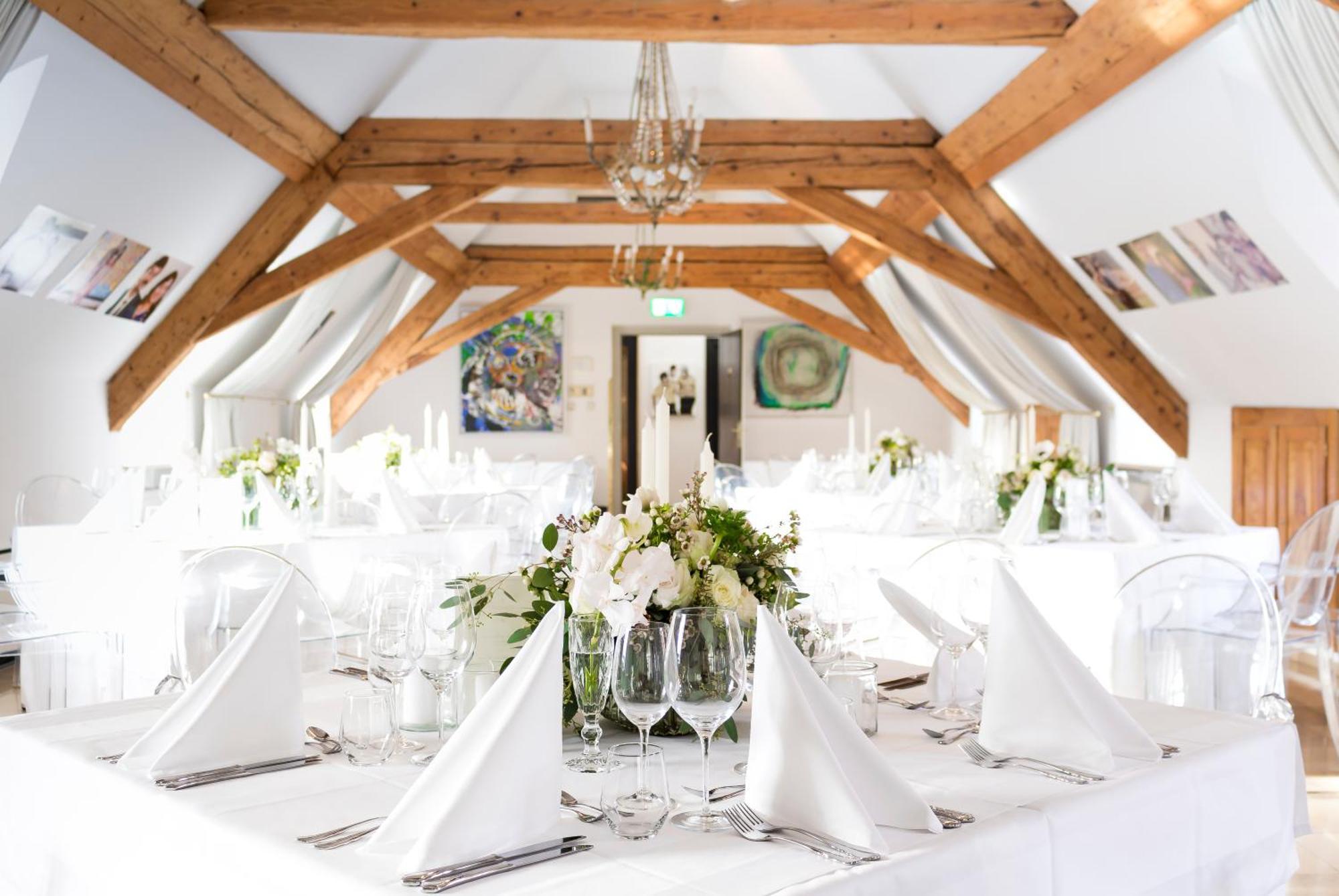 Schlossberghotel غراتس المظهر الخارجي الصورة The Long Room